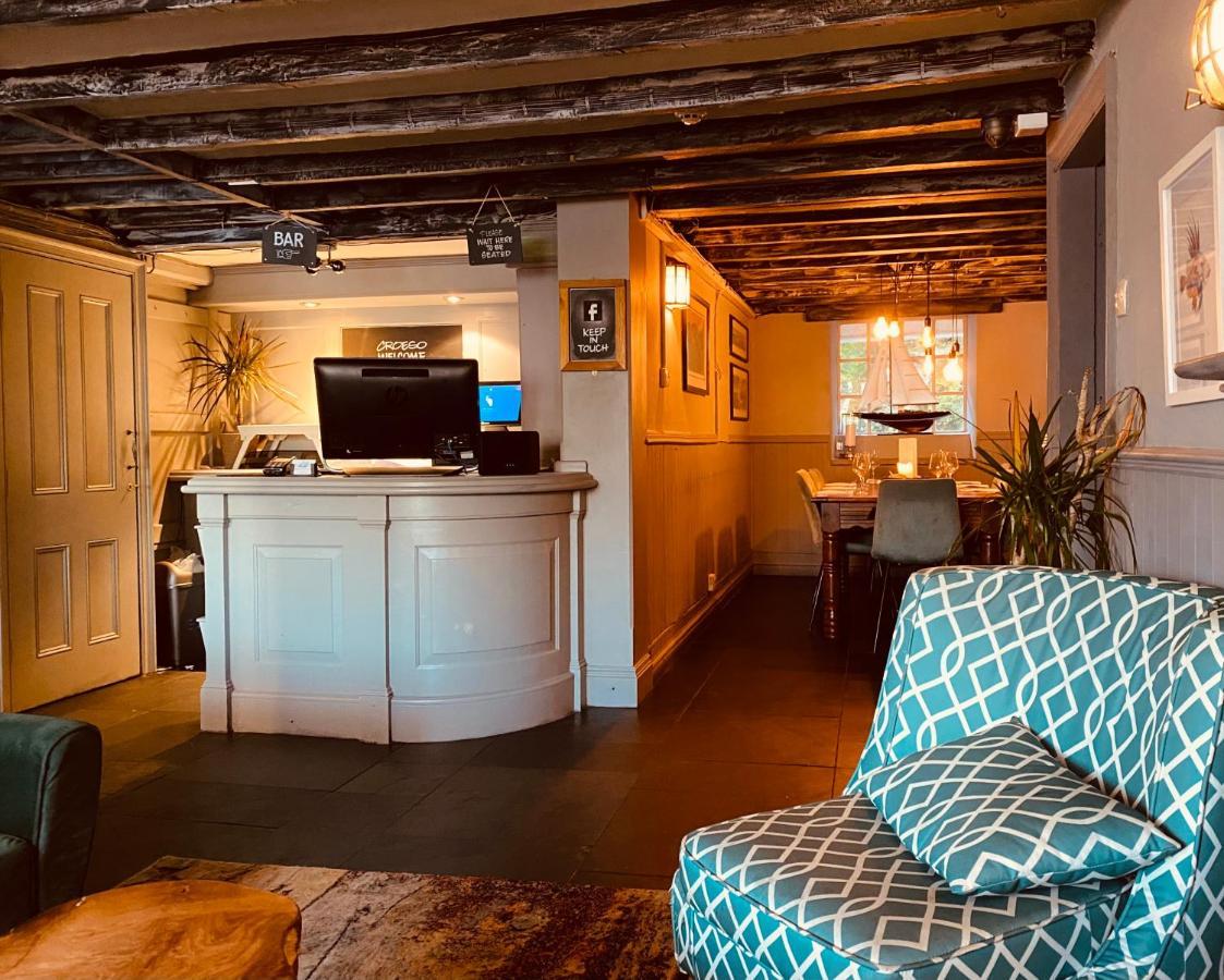 Gazelle Hotel Menai Bridge Eksteriør billede